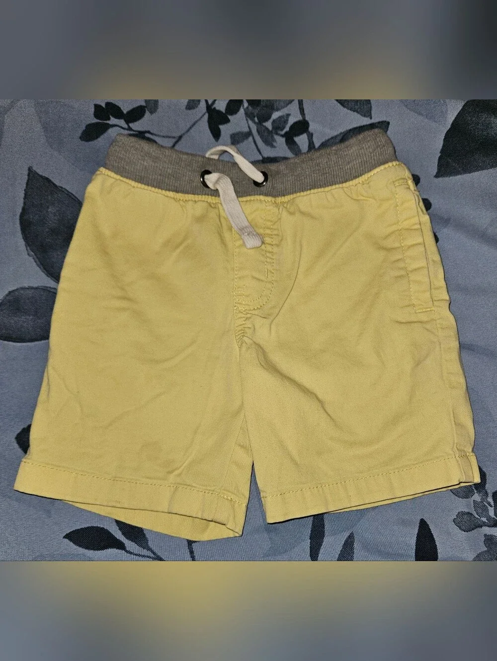 Toddler Boy's Yellow Shorts Khakis with Gray Ribbed Waistband 4T